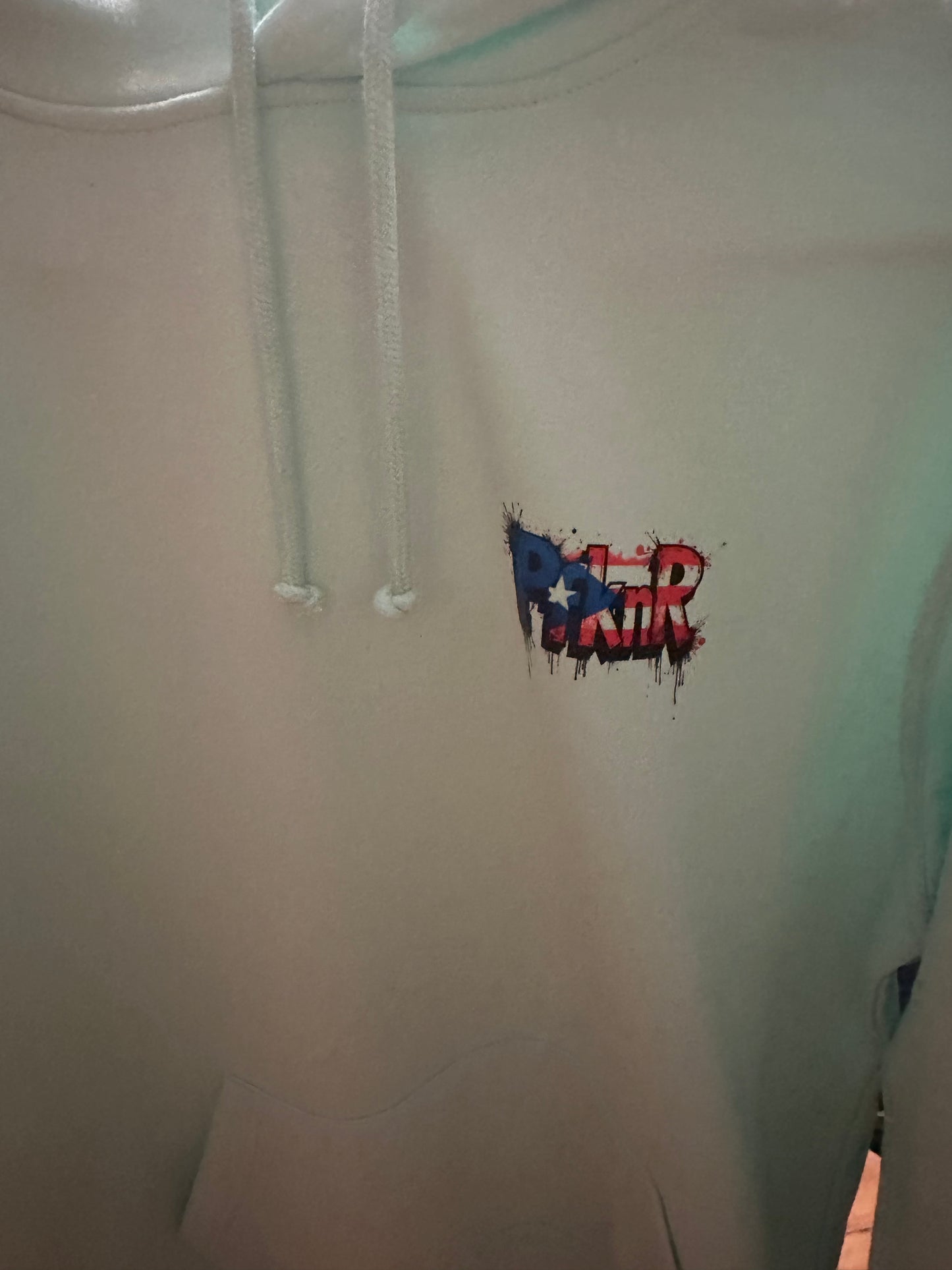 🛍️ Unisex Fleece Hoodie - Cozy & Stylish